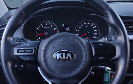 KIA Rio IV, 2018 год, 1 399 000 рублей, 15 фотография