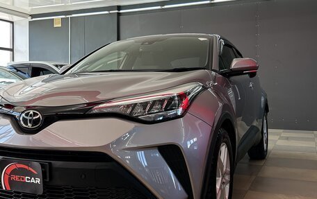 Toyota C-HR I рестайлинг, 2019 год, 2 490 000 рублей, 8 фотография