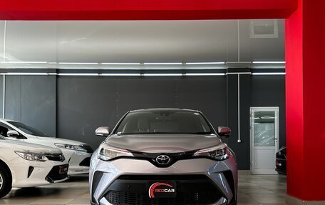 Toyota C-HR I рестайлинг, 2019 год, 2 490 000 рублей, 3 фотография