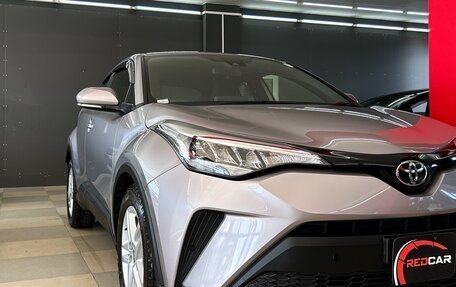 Toyota C-HR I рестайлинг, 2019 год, 2 490 000 рублей, 6 фотография