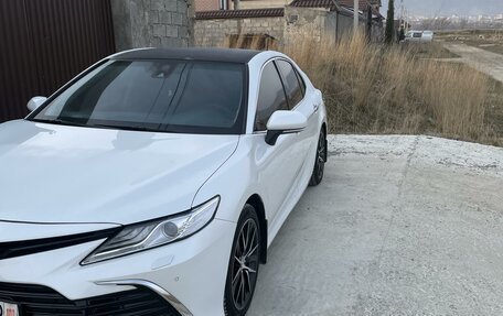 Toyota Camry, 2018 год, 2 900 000 рублей, 2 фотография