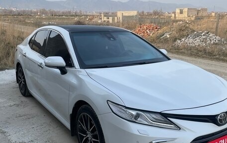 Toyota Camry, 2018 год, 2 900 000 рублей, 4 фотография