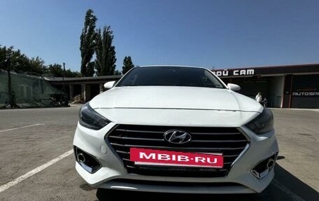 Hyundai Solaris II рестайлинг, 2019 год, 1 420 000 рублей, 3 фотография