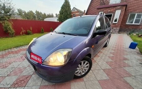 Ford Fiesta, 2007 год, 499 000 рублей, 1 фотография