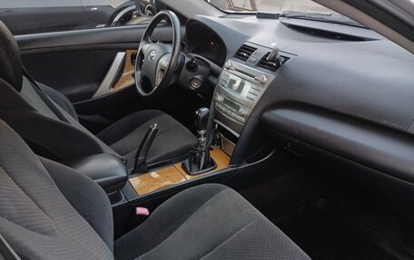 Toyota Camry, 2006 год, 990 000 рублей, 10 фотография