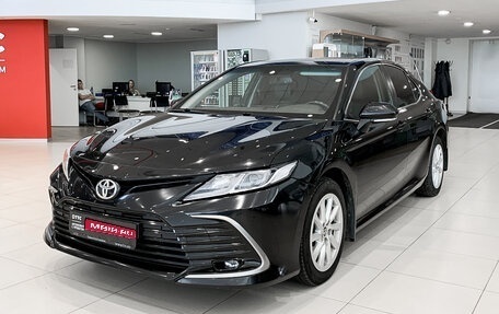 Toyota Camry, 2021 год, 2 850 000 рублей, 1 фотография