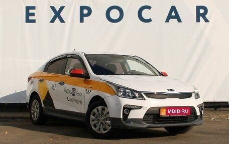 KIA Rio IV, 2018 год, 1 097 000 рублей, 2 фотография