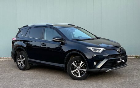 Toyota RAV4, 2017 год, 2 745 000 рублей, 3 фотография