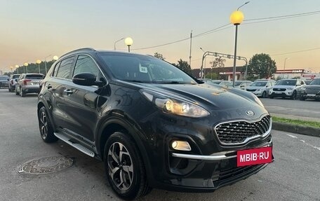 KIA Sportage IV рестайлинг, 2019 год, 1 999 000 рублей, 3 фотография