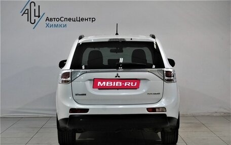 Mitsubishi Outlander III рестайлинг 3, 2012 год, 1 349 000 рублей, 14 фотография