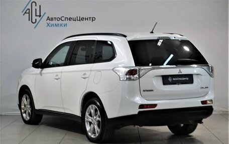 Mitsubishi Outlander III рестайлинг 3, 2012 год, 1 349 000 рублей, 16 фотография