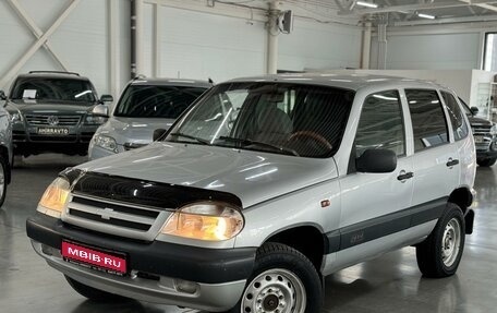 Chevrolet Niva I рестайлинг, 2002 год, 349 000 рублей, 1 фотография