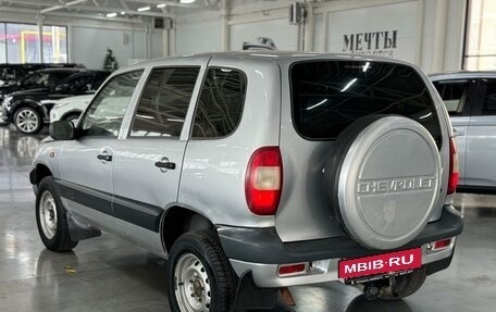 Chevrolet Niva I рестайлинг, 2002 год, 349 000 рублей, 6 фотография