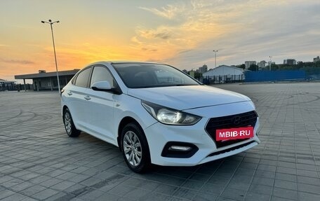 Hyundai Solaris II рестайлинг, 2018 год, 1 320 000 рублей, 2 фотография