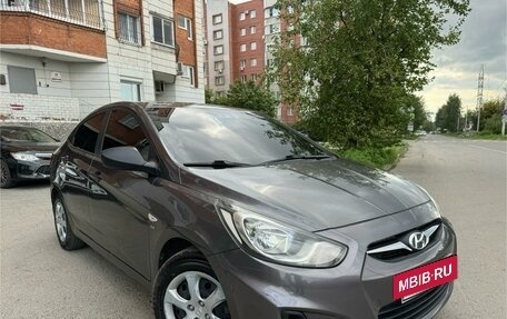 Hyundai Solaris II рестайлинг, 2013 год, 888 000 рублей, 2 фотография