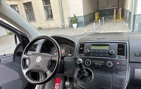 Volkswagen Multivan T5, 2008 год, 2 600 000 рублей, 8 фотография