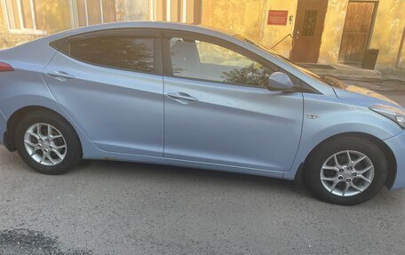 Hyundai Elantra V, 2011 год, 980 000 рублей, 4 фотография