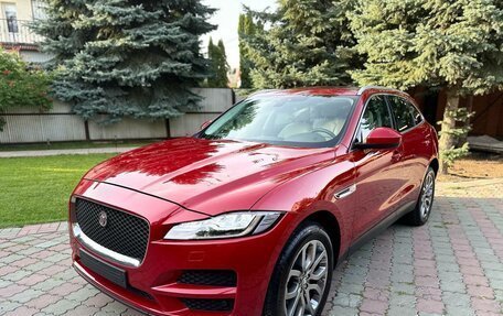 Jaguar F-Pace, 2016 год, 3 300 000 рублей, 1 фотография