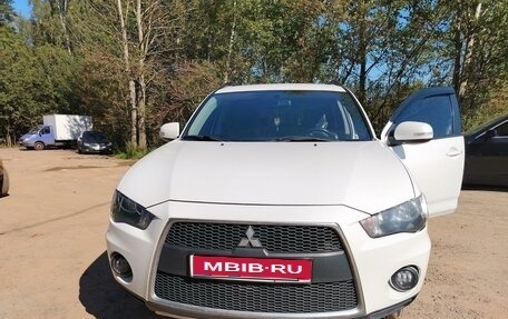 Mitsubishi Outlander III рестайлинг 3, 2010 год, 1 150 000 рублей, 1 фотография