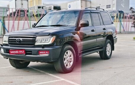 Toyota Land Cruiser 100 рестайлинг 2, 2007 год, 2 170 000 рублей, 1 фотография