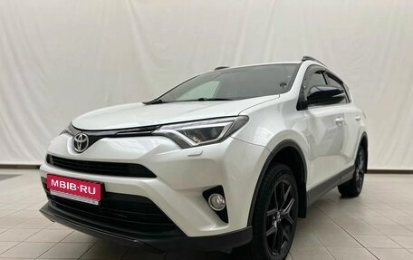 Toyota RAV4, 2019 год, 3 390 000 рублей, 1 фотография