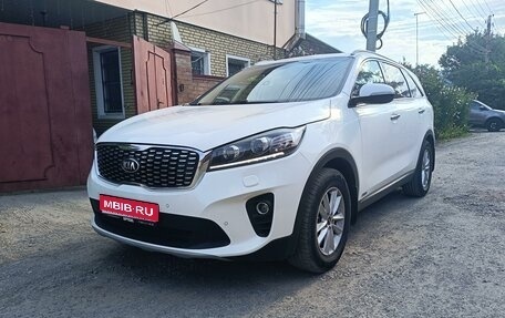 KIA Sorento III Prime рестайлинг, 2019 год, 3 000 000 рублей, 1 фотография