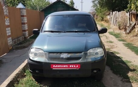 Chevrolet Niva I рестайлинг, 2010 год, 650 000 рублей, 2 фотография