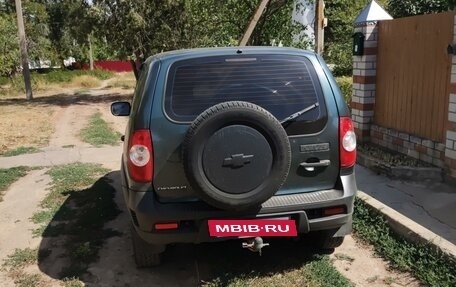 Chevrolet Niva I рестайлинг, 2010 год, 650 000 рублей, 4 фотография