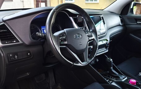 Hyundai Tucson III, 2016 год, 2 322 000 рублей, 12 фотография