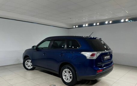 Mitsubishi Outlander III рестайлинг 3, 2013 год, 1 447 000 рублей, 6 фотография