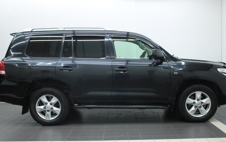 Toyota Land Cruiser 200, 2011 год, 3 296 000 рублей, 10 фотография