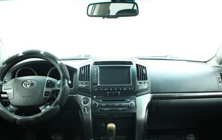 Toyota Land Cruiser 200, 2011 год, 3 296 000 рублей, 15 фотография