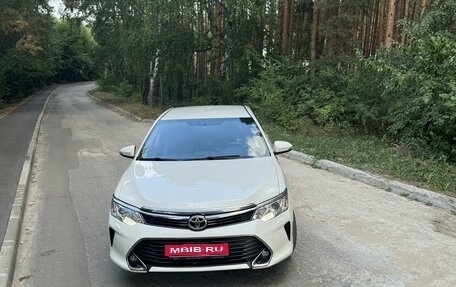 Toyota Camry, 2016 год, 2 325 000 рублей, 1 фотография