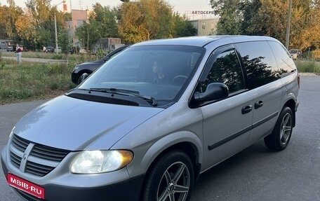 Dodge Caravan IV, 2004 год, 590 000 рублей, 1 фотография