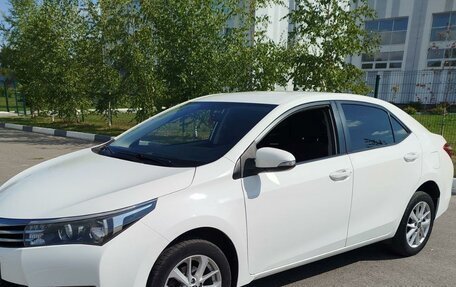 Toyota Corolla, 2014 год, 1 300 000 рублей, 4 фотография