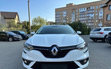 Renault Megane IV, 2019 год, 1 750 000 рублей, 2 фотография