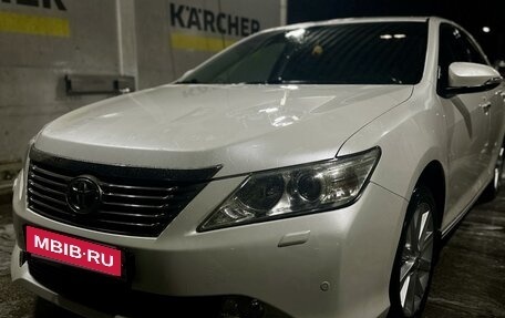 Toyota Camry, 2014 год, 1 830 000 рублей, 4 фотография