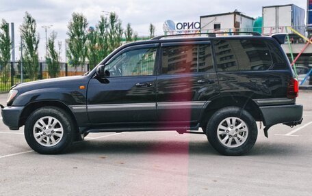 Toyota Land Cruiser 100 рестайлинг 2, 2007 год, 2 170 000 рублей, 9 фотография