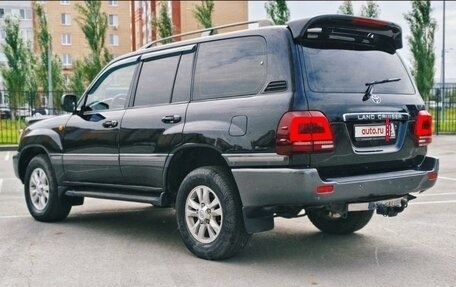 Toyota Land Cruiser 100 рестайлинг 2, 2007 год, 2 170 000 рублей, 8 фотография