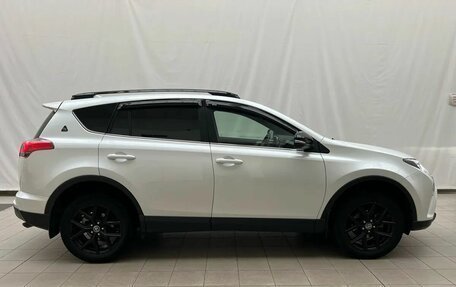 Toyota RAV4, 2019 год, 3 390 000 рублей, 4 фотография