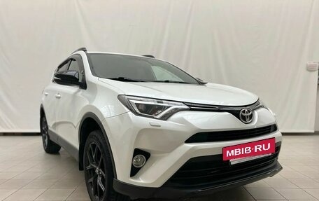 Toyota RAV4, 2019 год, 3 390 000 рублей, 3 фотография