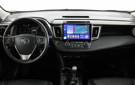 Toyota RAV4, 2016 год, 2 950 000 рублей, 5 фотография