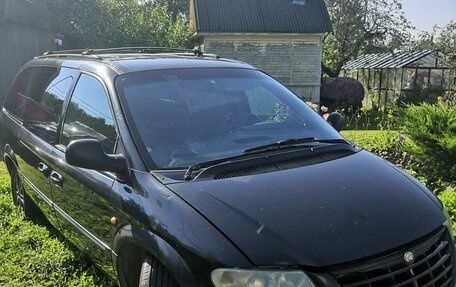 Chrysler Voyager IV, 2005 год, 650 000 рублей, 2 фотография