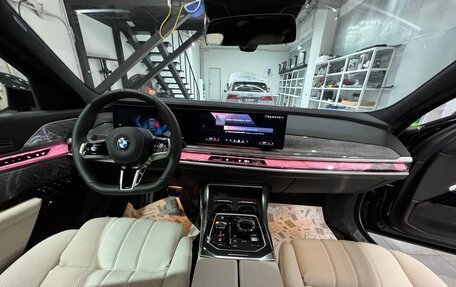 BMW 7 серия, 2024 год, 22 990 000 рублей, 9 фотография