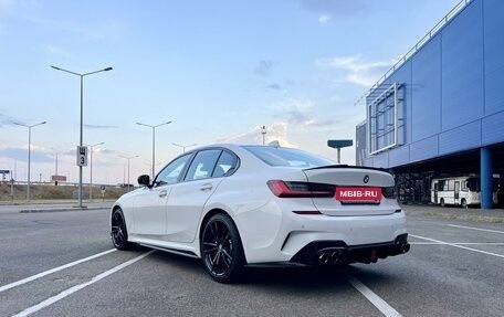 BMW 3 серия, 2019 год, 3 948 000 рублей, 9 фотография