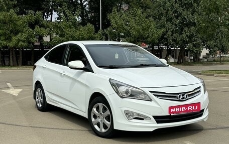 Hyundai Solaris II рестайлинг, 2016 год, 1 050 000 рублей, 2 фотография