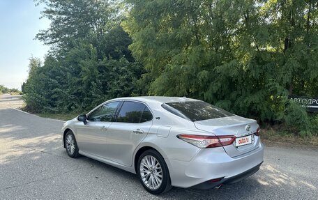 Toyota Camry, 2019 год, 3 350 000 рублей, 6 фотография