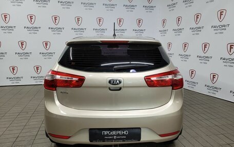 KIA Rio III рестайлинг, 2013 год, 799 000 рублей, 3 фотография