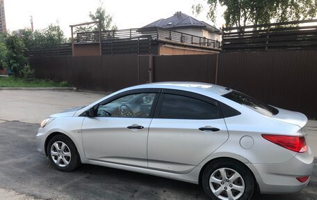 Hyundai Solaris II рестайлинг, 2012 год, 780 000 рублей, 7 фотография