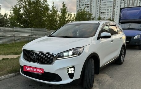 KIA Sorento III Prime рестайлинг, 2018 год, 3 050 000 рублей, 2 фотография